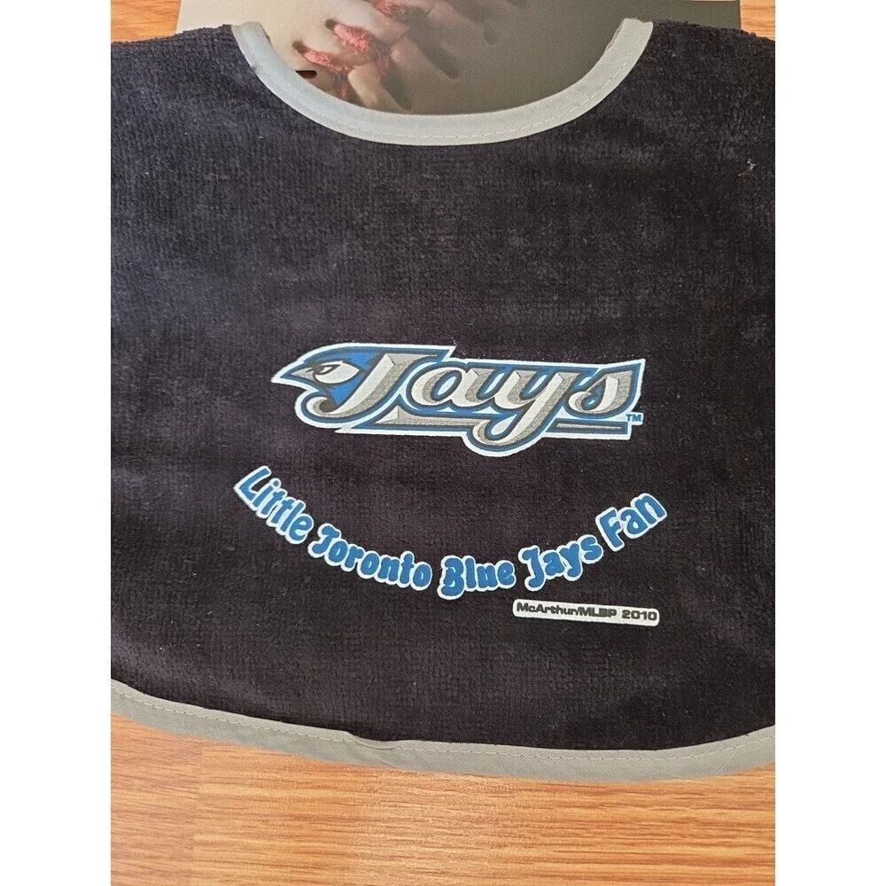 MLB Toronto Blue Jays All-Pro Baby Bib NEW Baby Infant Newborn Machine Washable